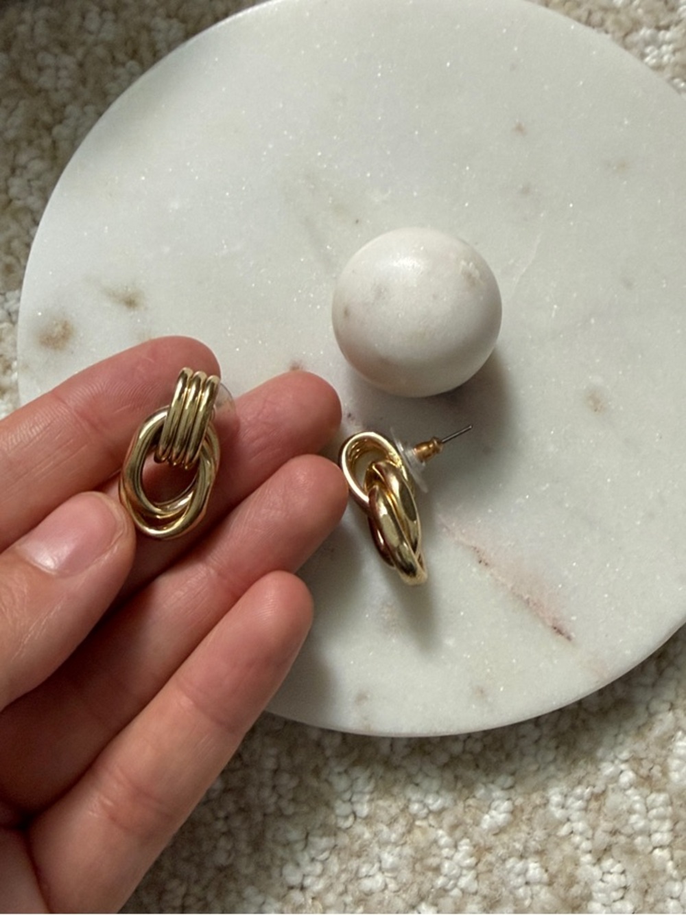 Interlocking Loop Gold Drop Earrings for Women